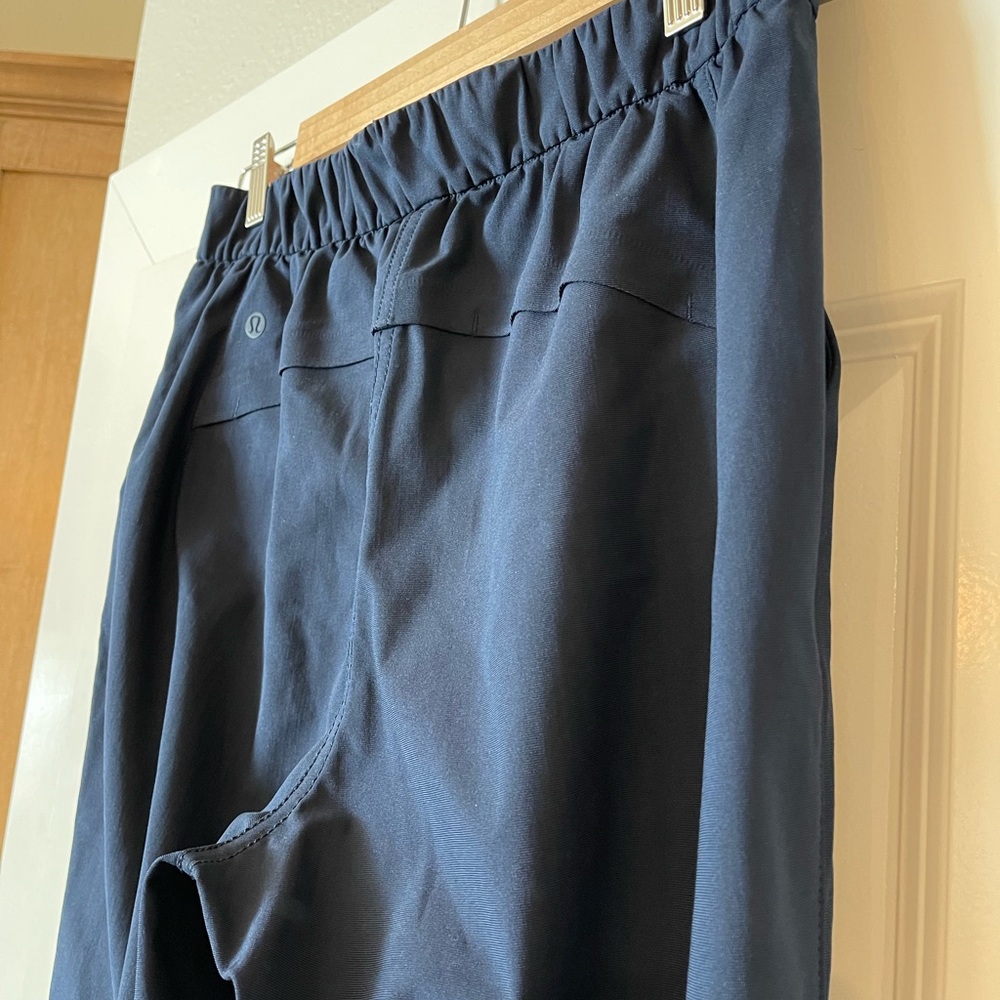 Lululemon High-Rise Warpstreme 7/8 Jogger - Picture 9 of 11